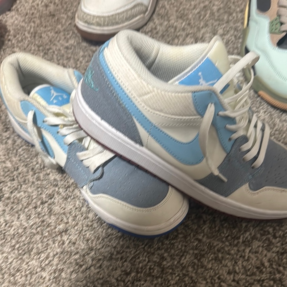 Nike Athletic Shoes - Blue and White